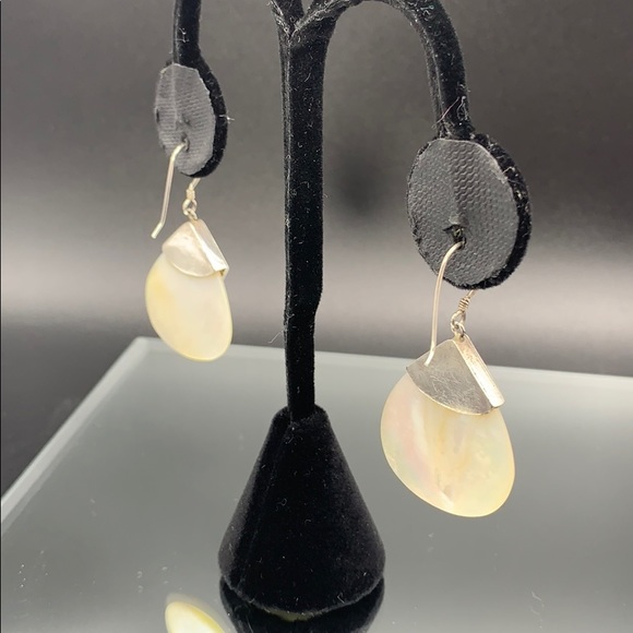 Mother of Pearl Amethyst Earrings - Picture 4 of 4